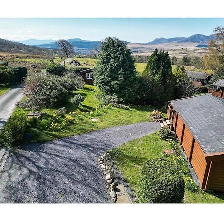 Cosy Cabin In Snowdonia With Views Wi-Fi Dog Friendly & Parking Trawsfynydd Extérieur photo